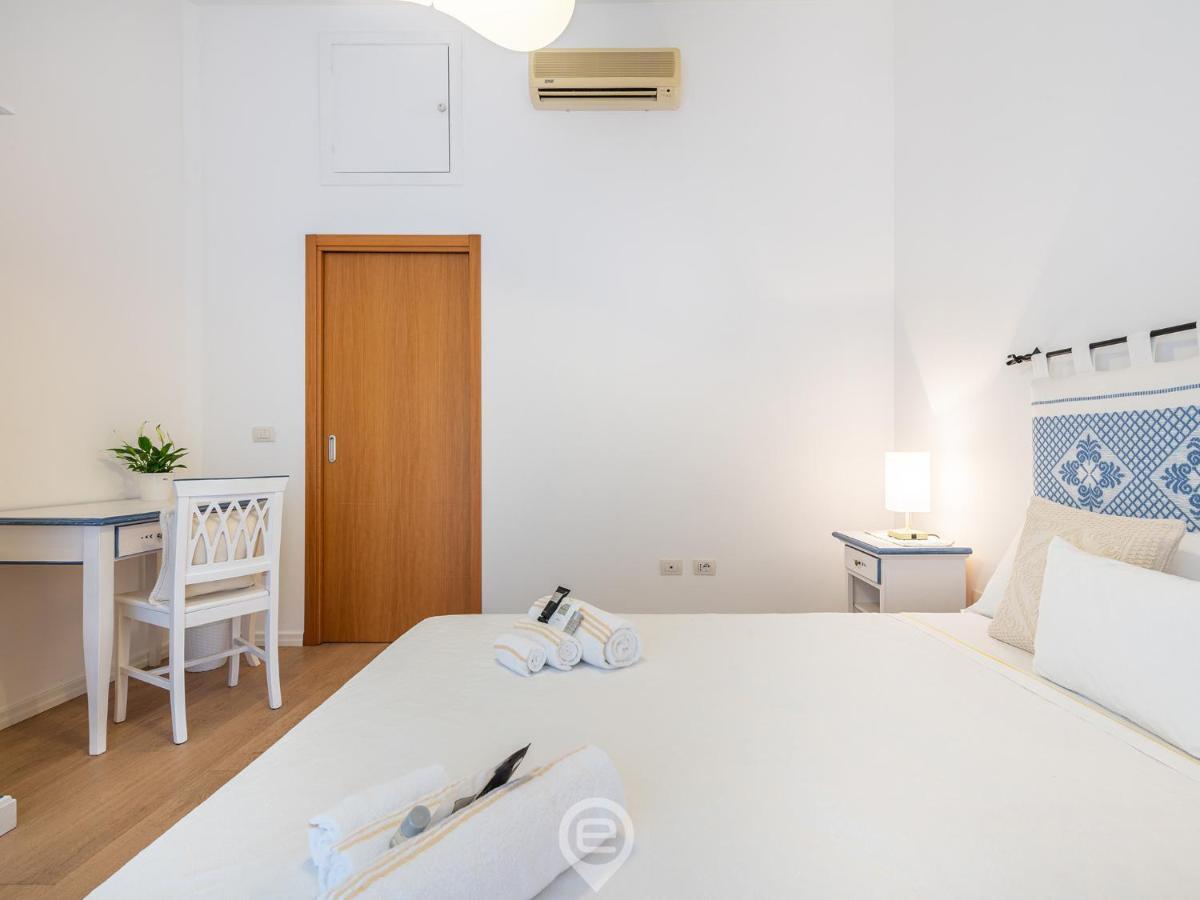 La Finestra Sul Corso Apartment Cagliari Ngoại thất bức ảnh